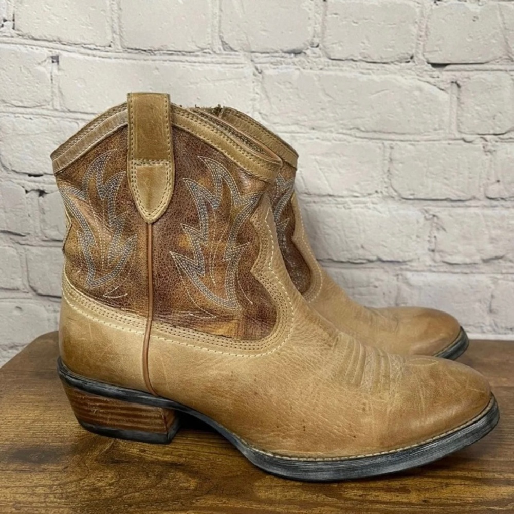 Ariat "Billie" Unbridled ankle cowboy cowgirl western brown leather boots 8B 8